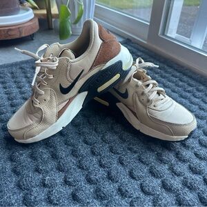 Nike AirMax 90 size 7